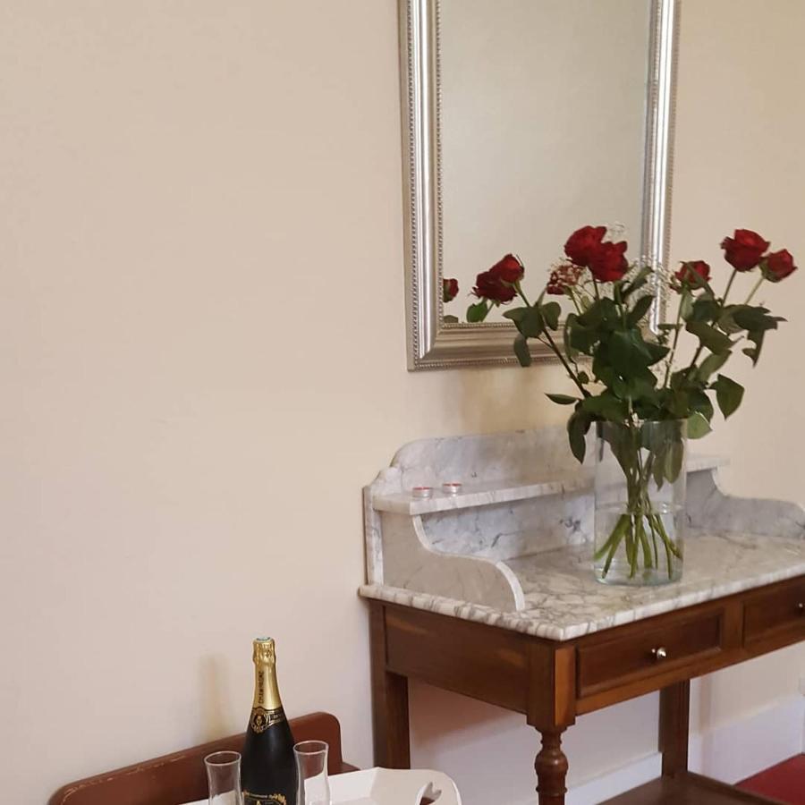 קורד-סור-סיאל Hotel Raymond VII מראה חיצוני תמונה