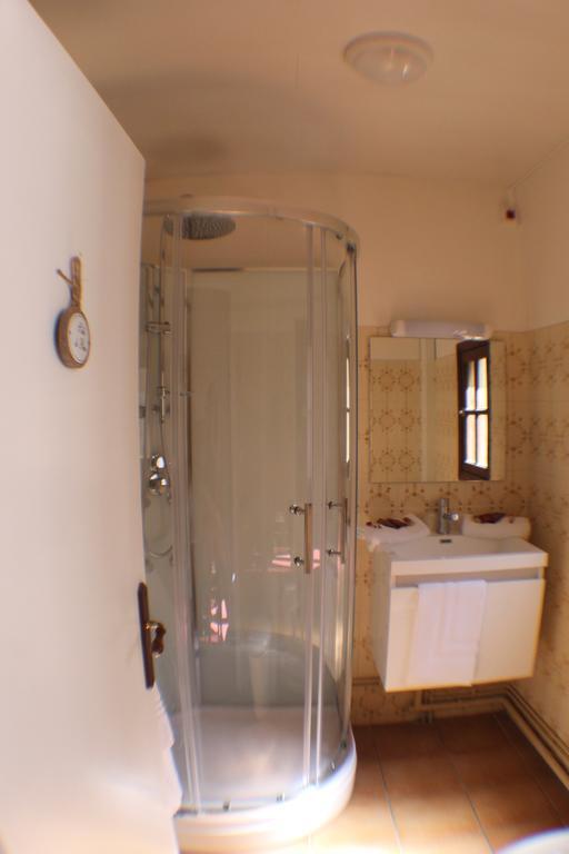 קורד-סור-סיאל Hotel Raymond VII חדר תמונה